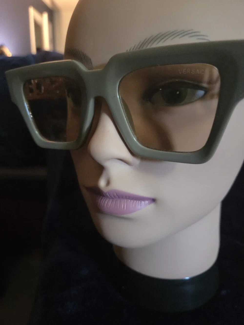 Women’s Oversized Square Sunglasses in Taupe